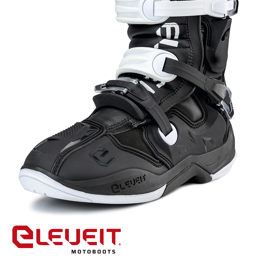 50191ELXLEGENDEV0144_01