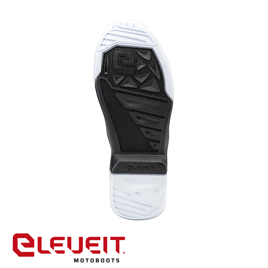 50191ELXLEGENDEV0145_01